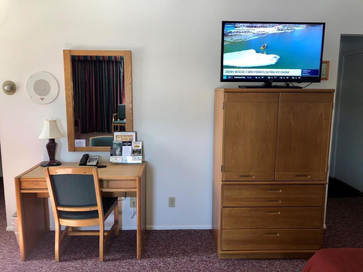 Budget Host Inn Ironwood Dış mekan fotoğraf
