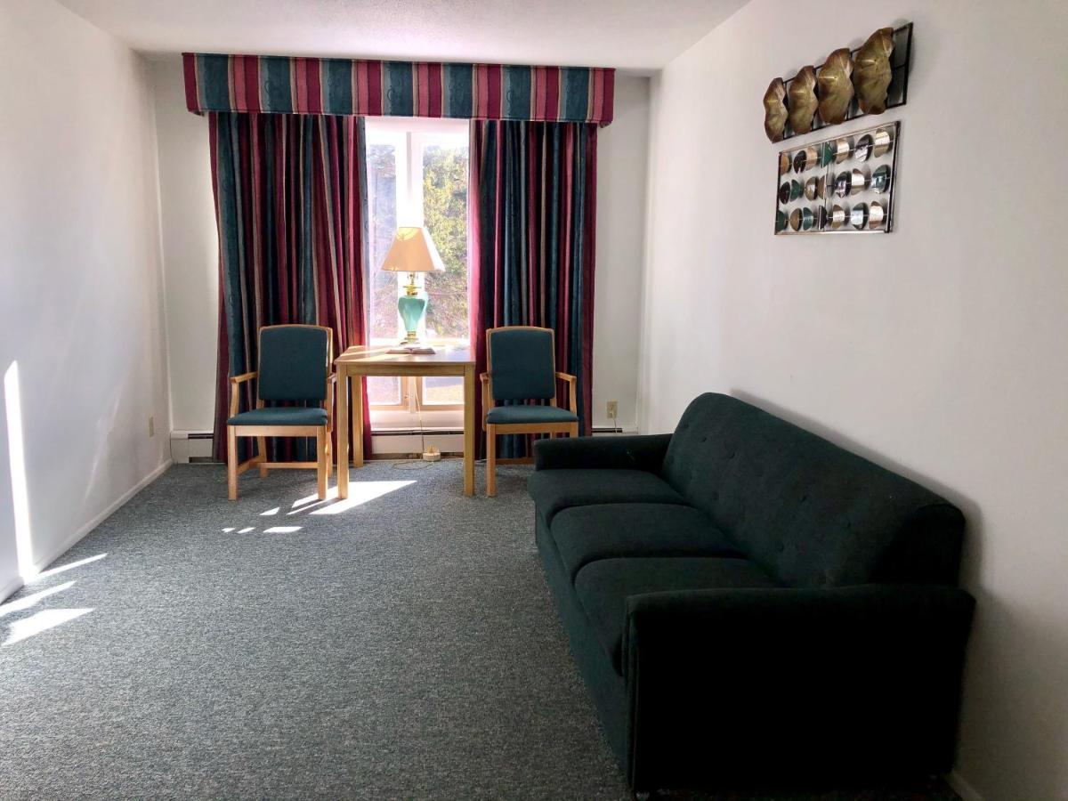 Budget Host Inn Ironwood Dış mekan fotoğraf