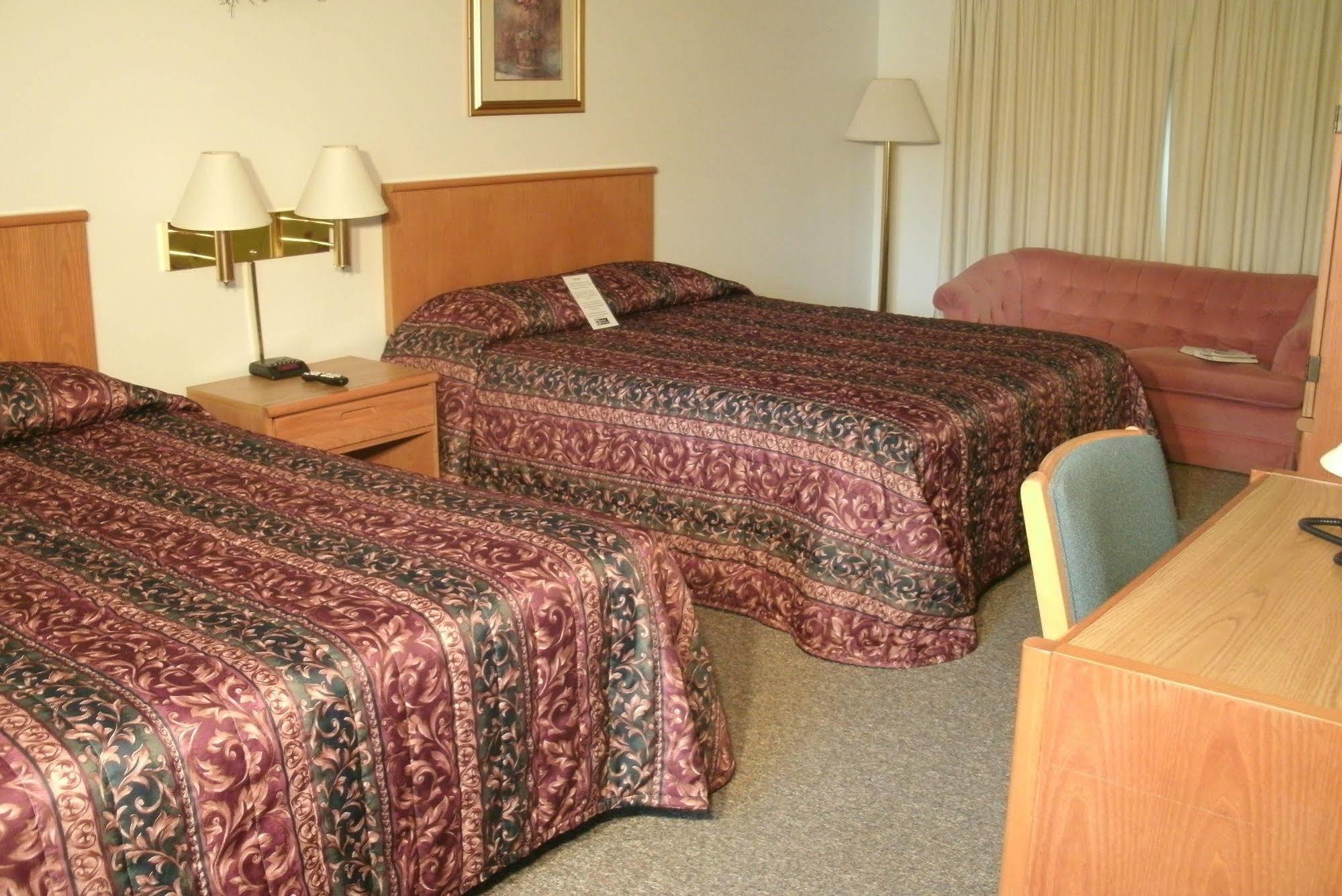 Budget Host Inn Ironwood Dış mekan fotoğraf