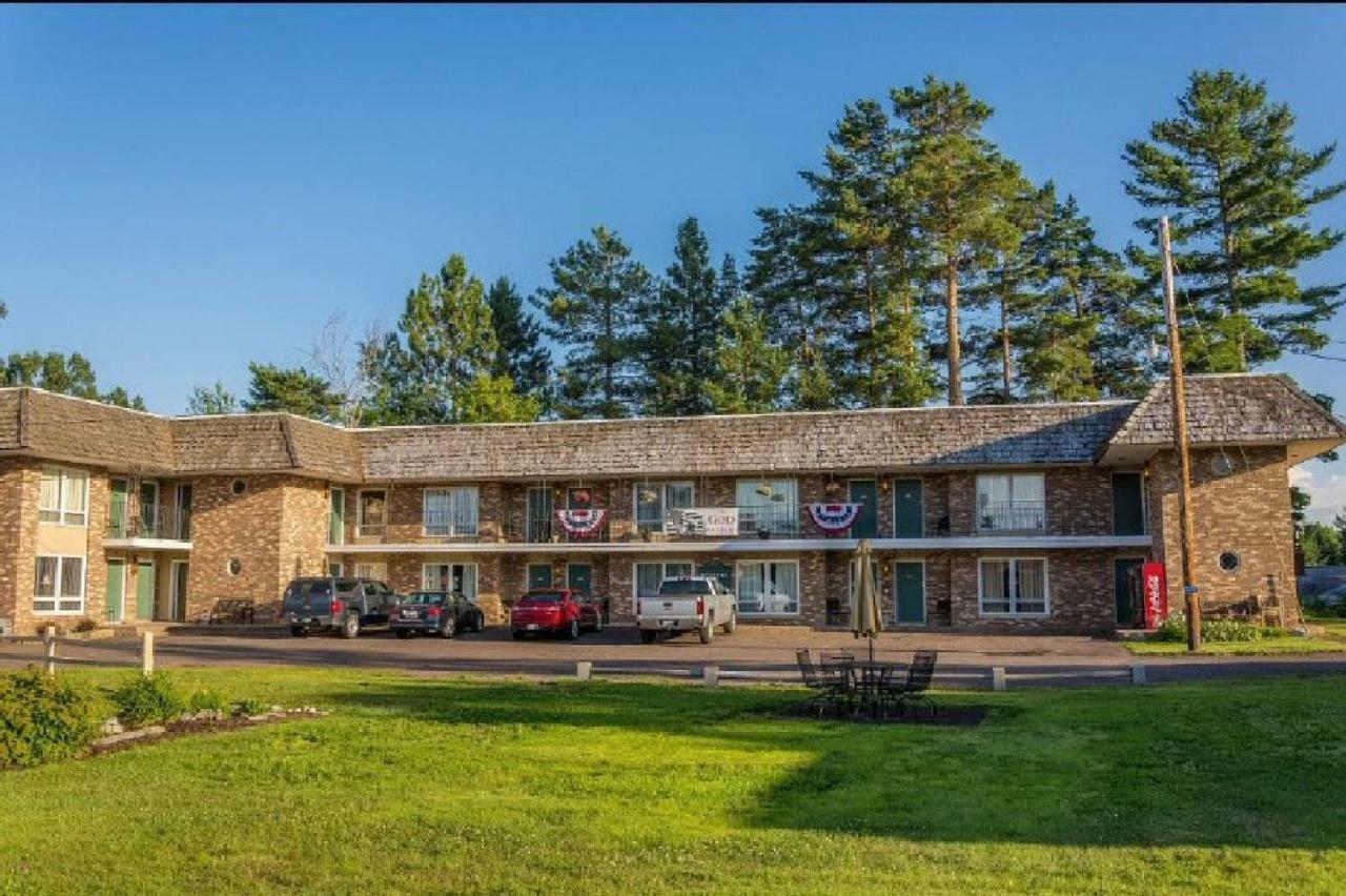 Budget Host Inn Ironwood Dış mekan fotoğraf